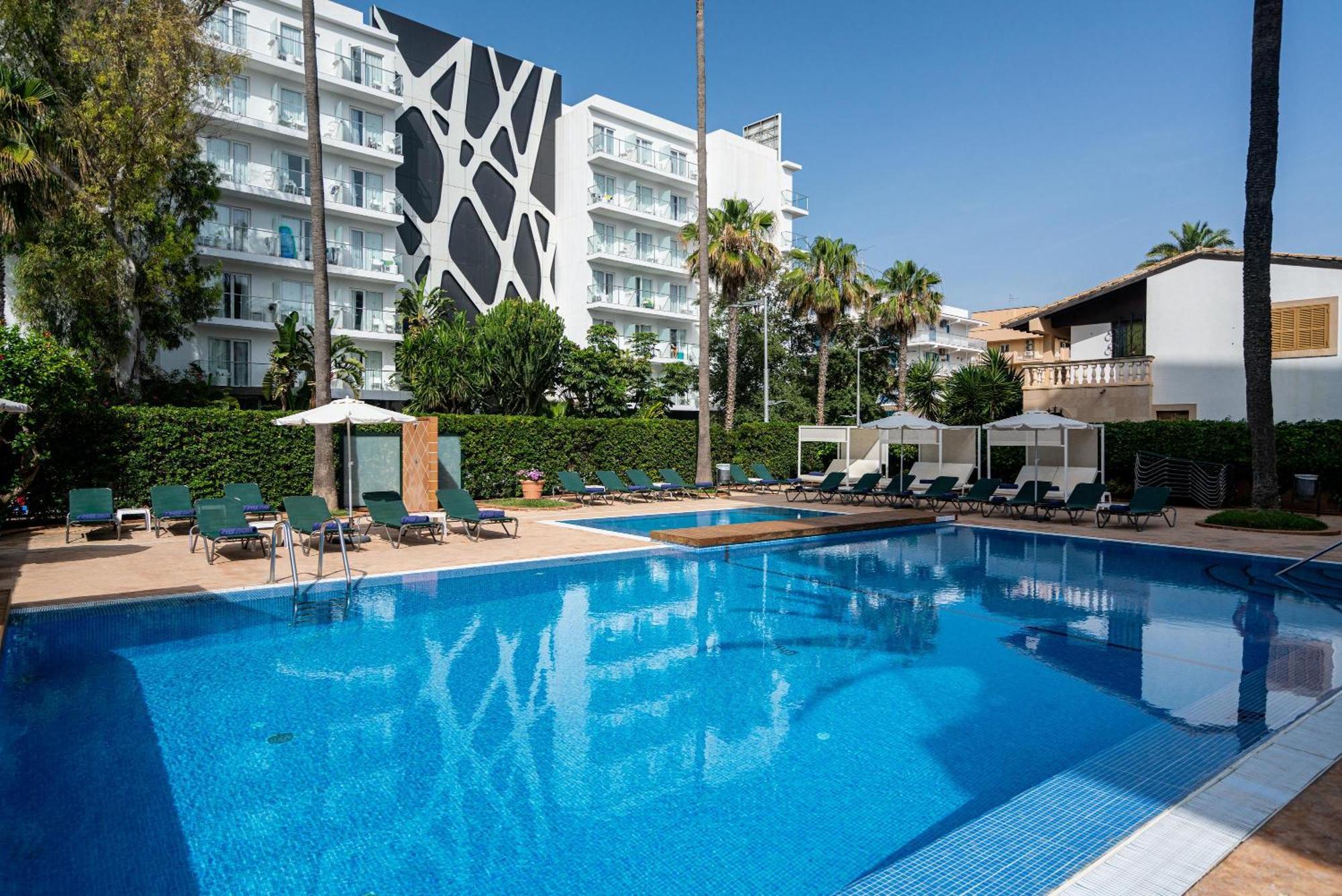 Niagara Hotel 4*